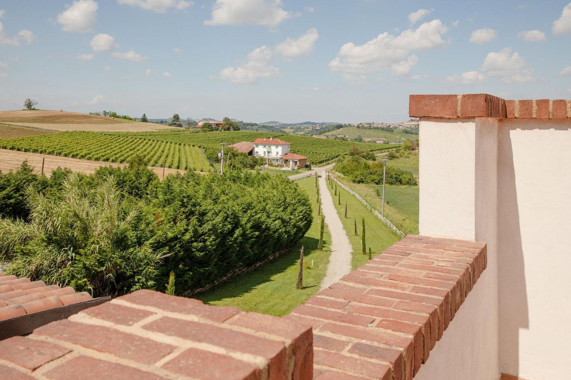 Belvedere Monferrato Relais & Wellness Hotel Vignale Monferrato Exterior photo